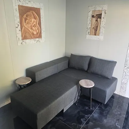 Apartment Krikonis Leptokaryá