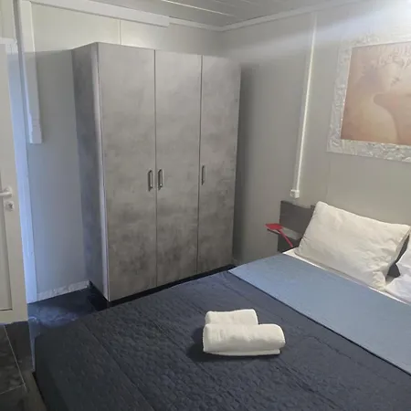 Krikonis Apartment *